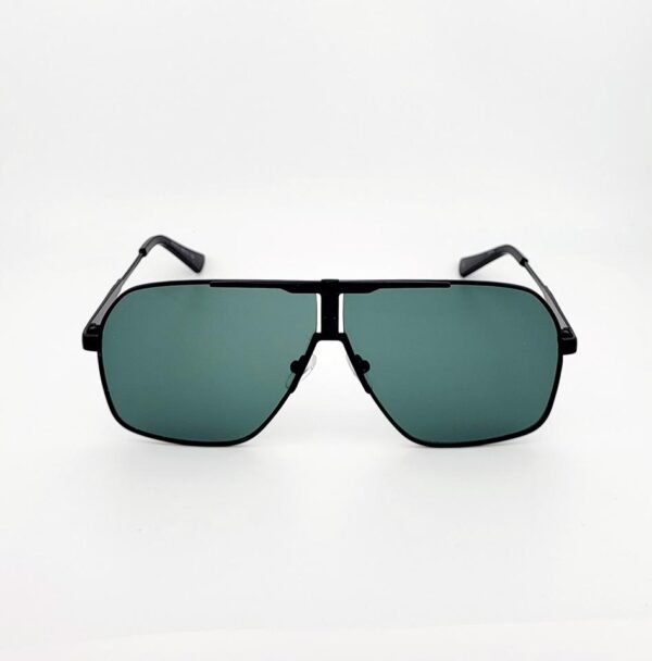 Velvet Arc Oversized Sunglasses