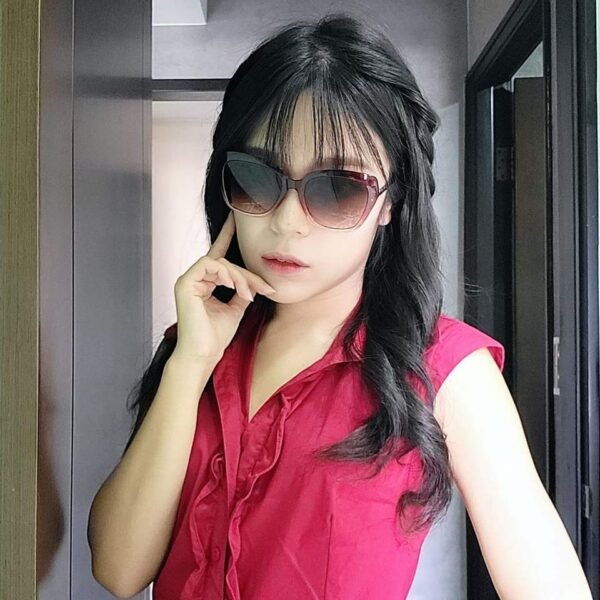 Noire Wing Cat-Eye Sunglasses